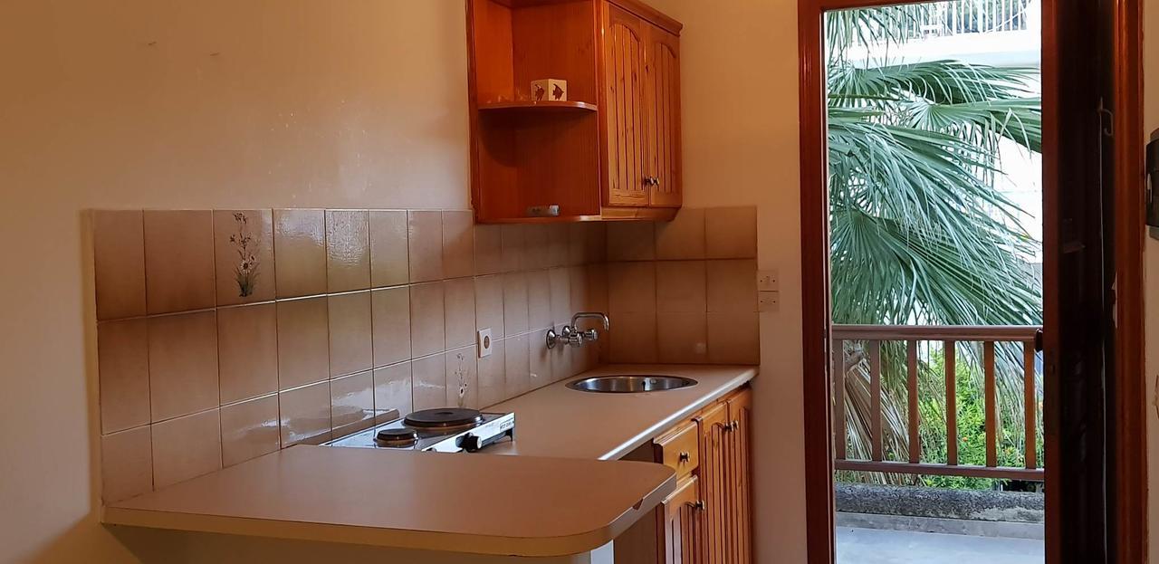 Ilios Apartments Порос Экстерьер фото