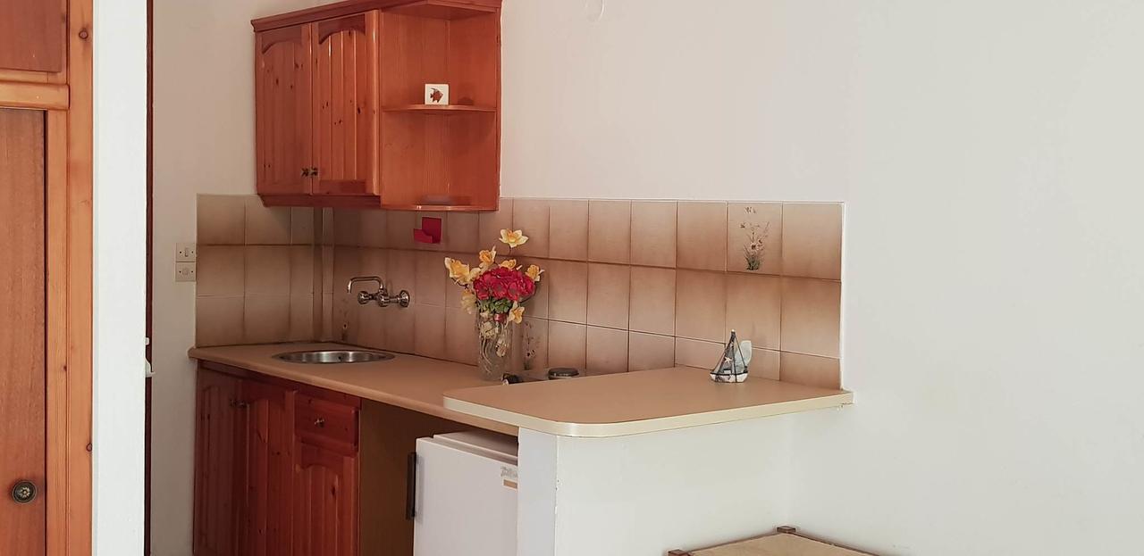 Ilios Apartments Порос Экстерьер фото