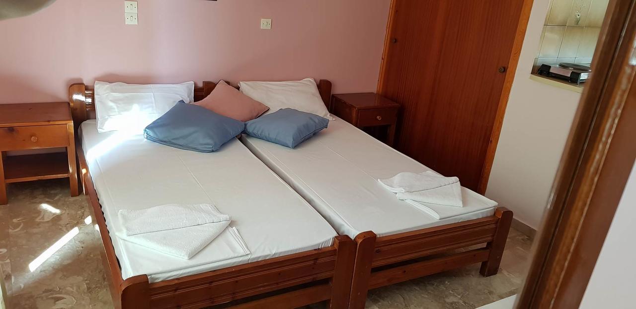 Ilios Apartments Порос Экстерьер фото